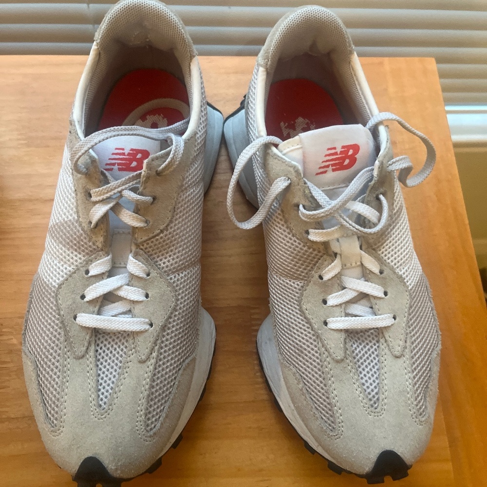 New balance smoked crème brûlée 327s